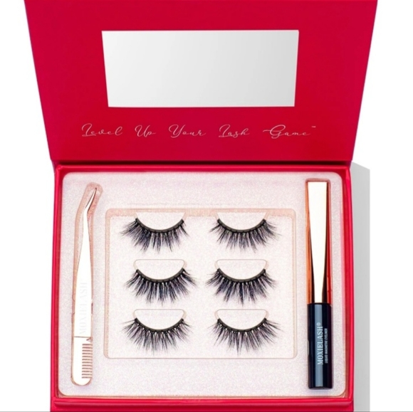 MoxieLash Kits - Picture 9 of 11